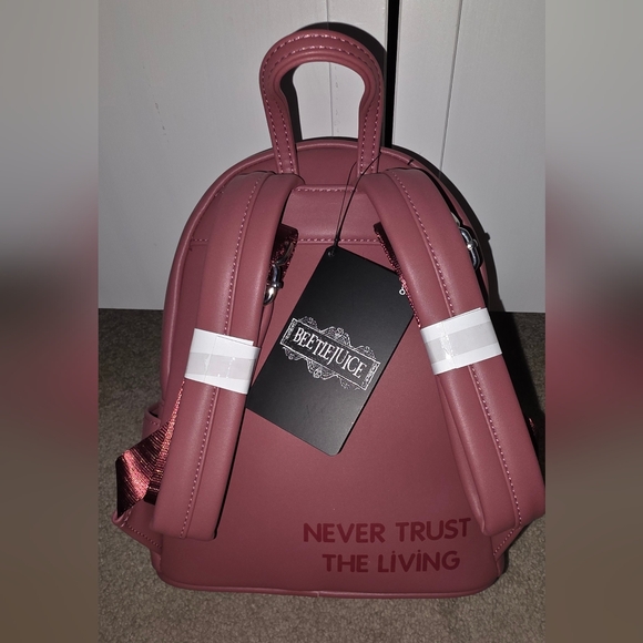 NWT Loungefly Beetlejuice Handbook Backpack - Picture 5 of 5